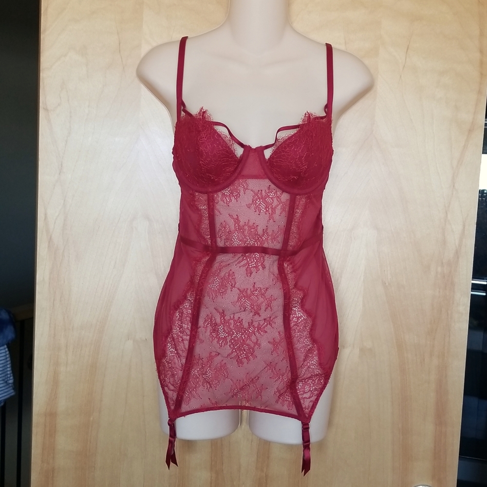 Victoria's Secret Lace Sheer Teddy Garters Lingerie 36B NWT